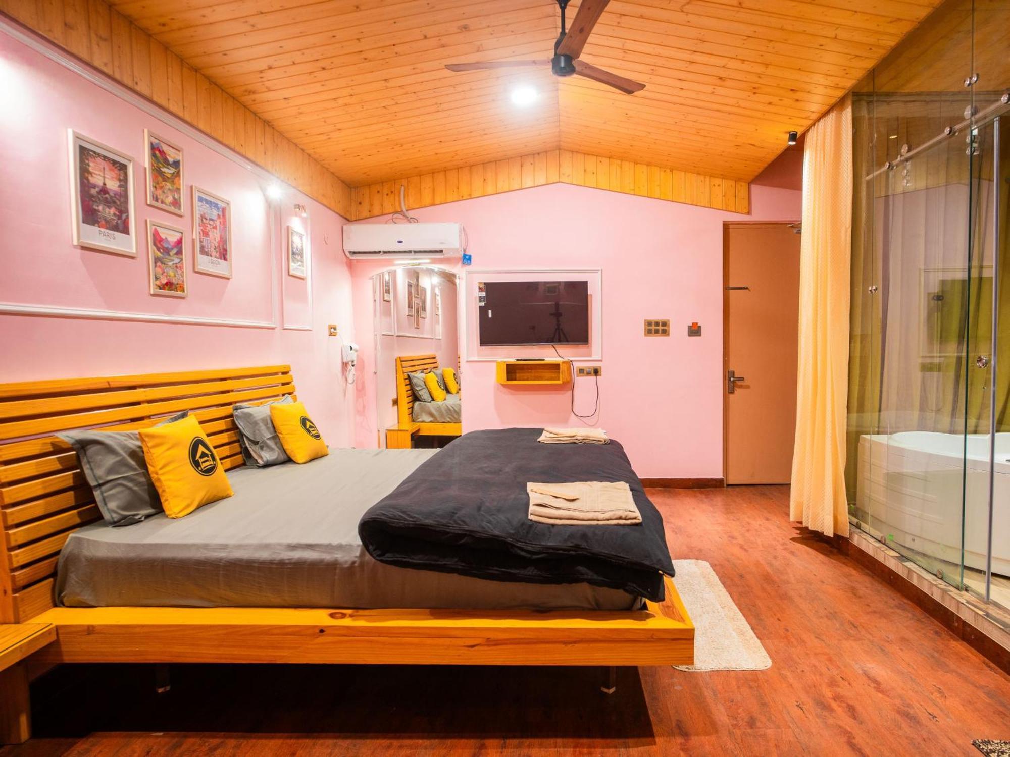 The Hosteller Rishikesh, Upper Tapovan Buitenkant foto