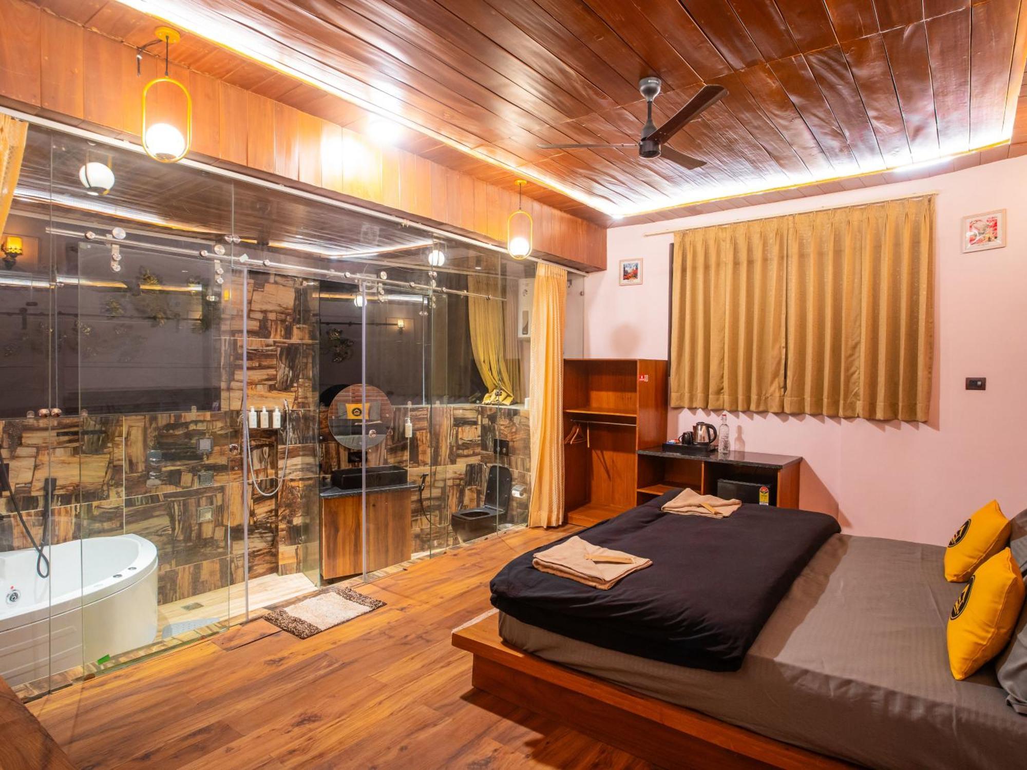 The Hosteller Rishikesh, Upper Tapovan Buitenkant foto