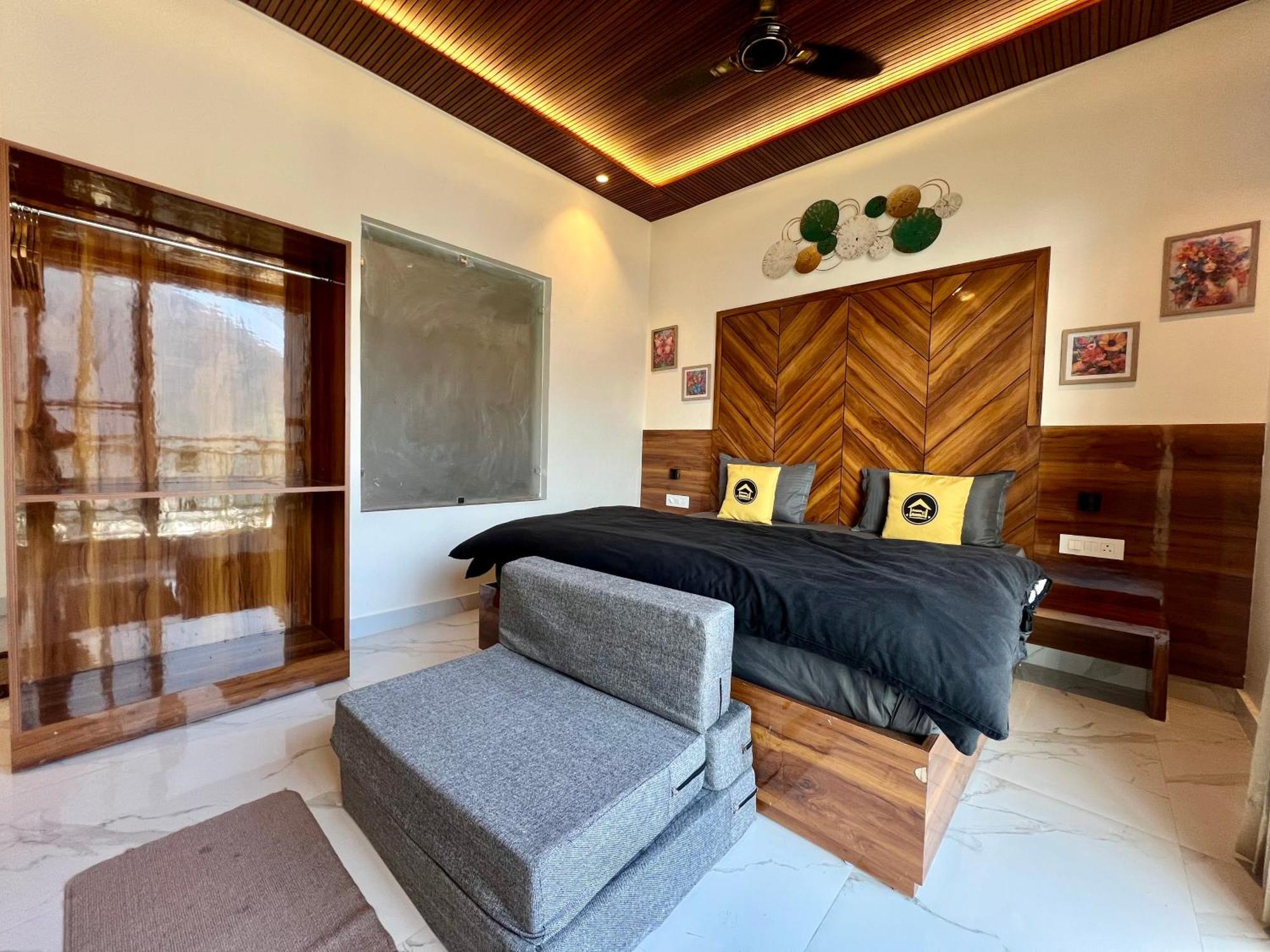 The Hosteller Rishikesh, Upper Tapovan Buitenkant foto