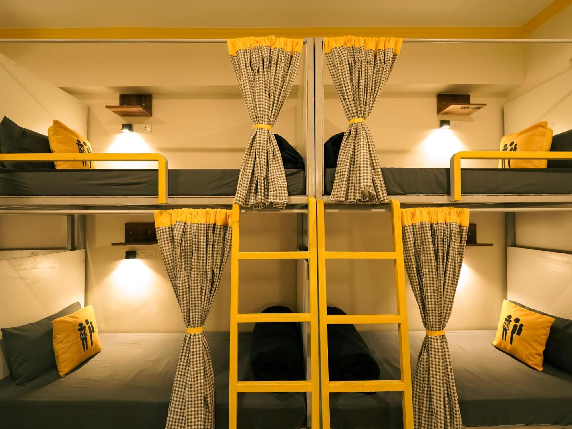 The Hosteller Rishikesh, Upper Tapovan Buitenkant foto
