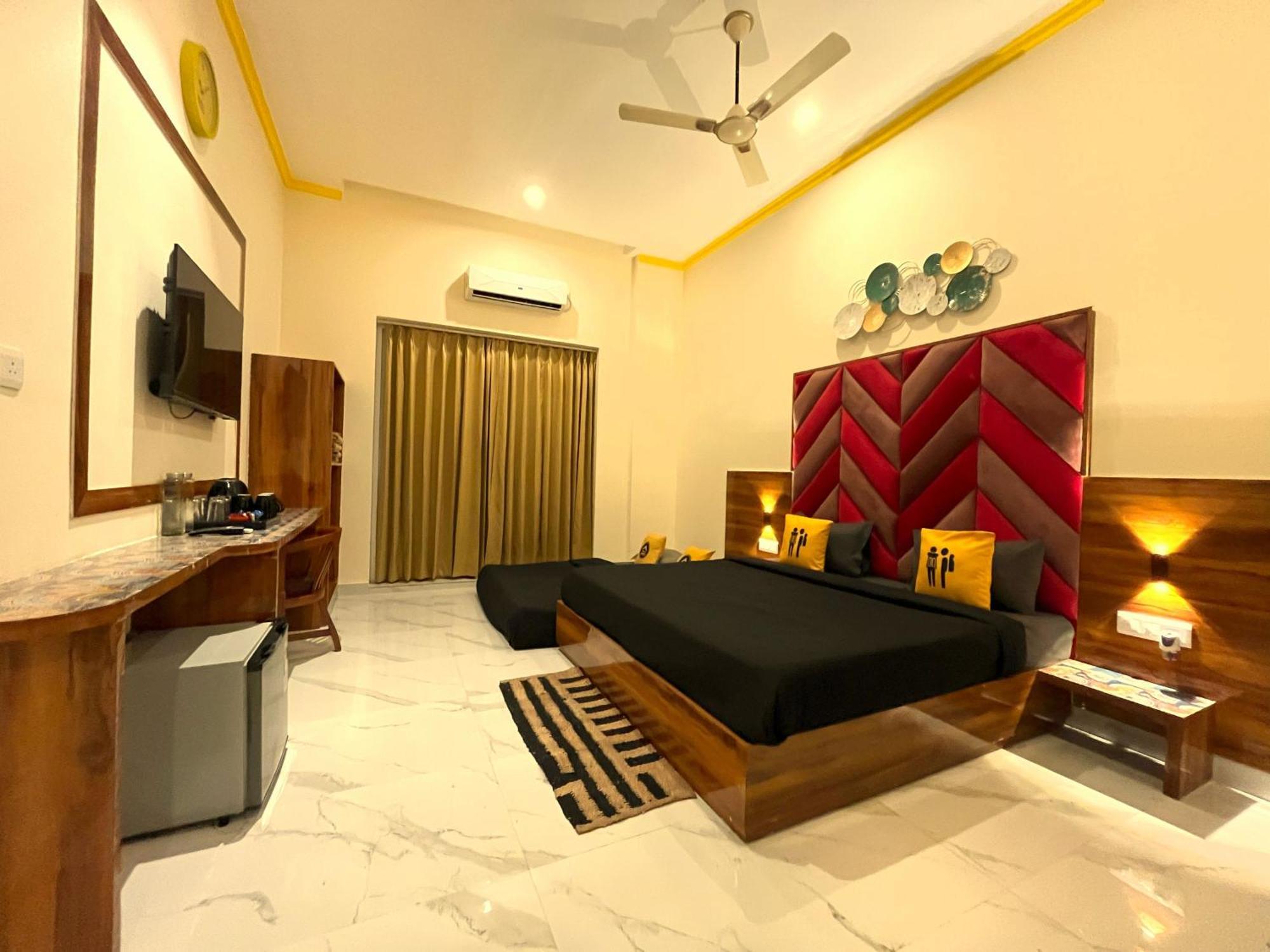 The Hosteller Rishikesh, Upper Tapovan Buitenkant foto