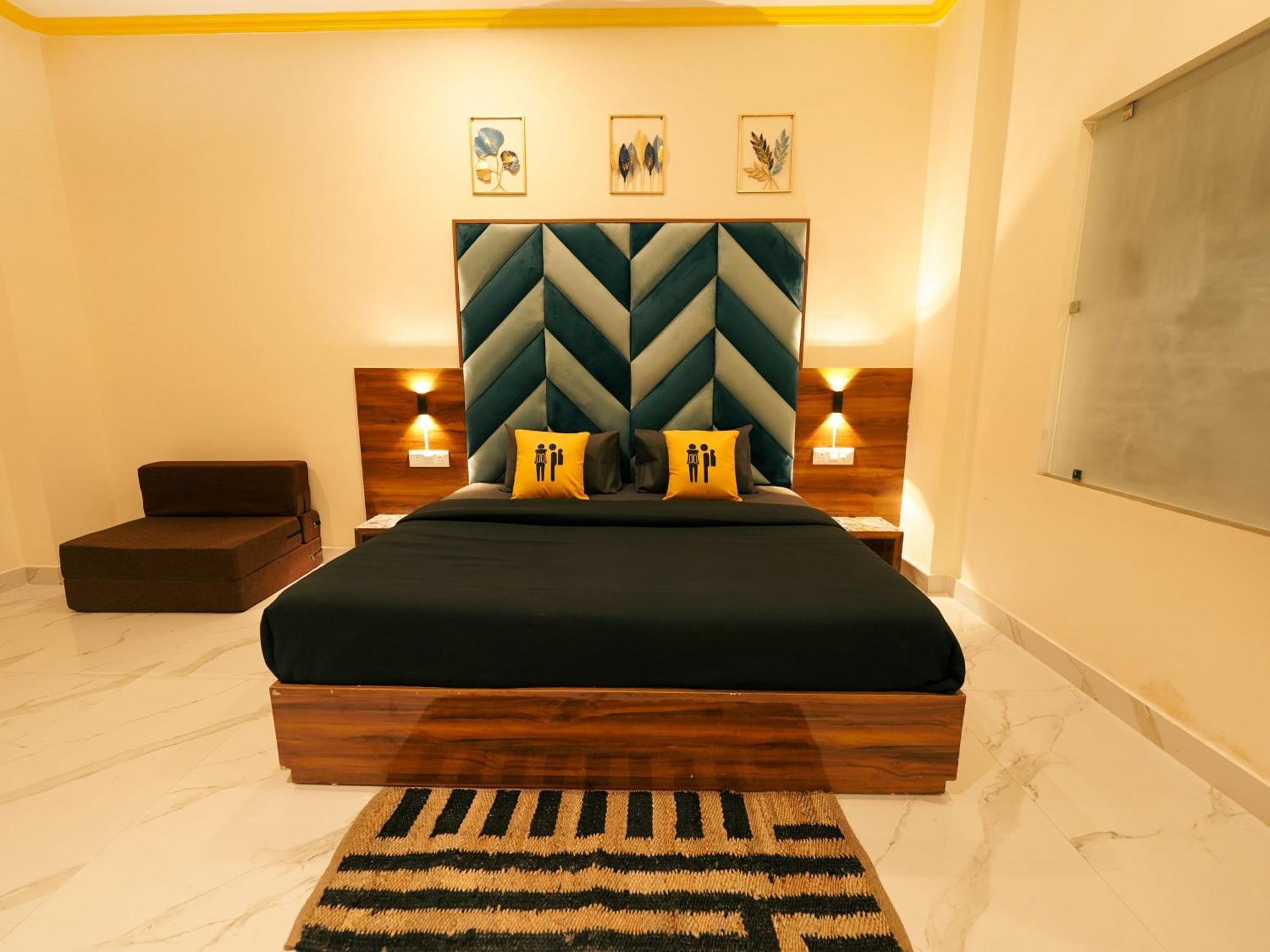 The Hosteller Rishikesh, Upper Tapovan Buitenkant foto