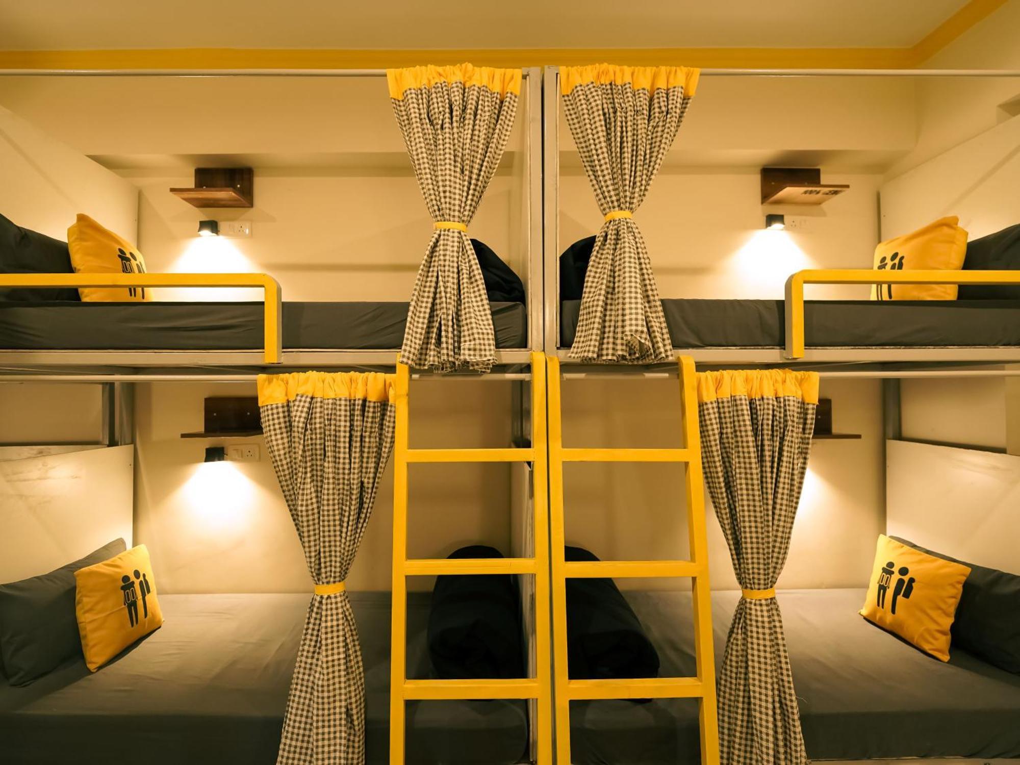 The Hosteller Rishikesh, Upper Tapovan Buitenkant foto