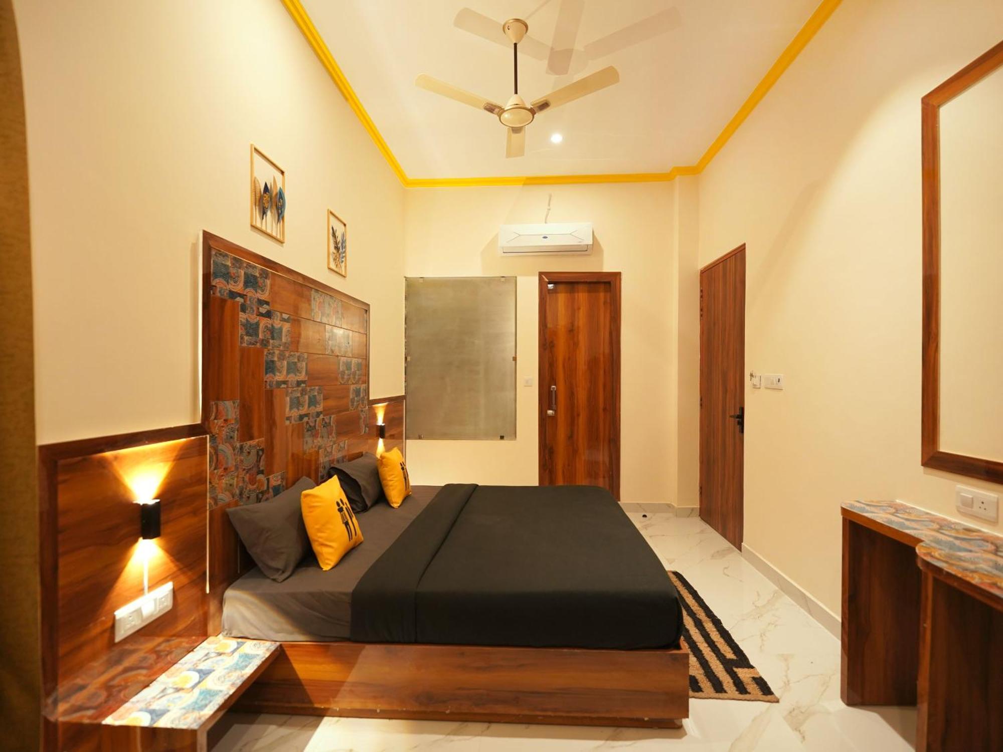 The Hosteller Rishikesh, Upper Tapovan Buitenkant foto