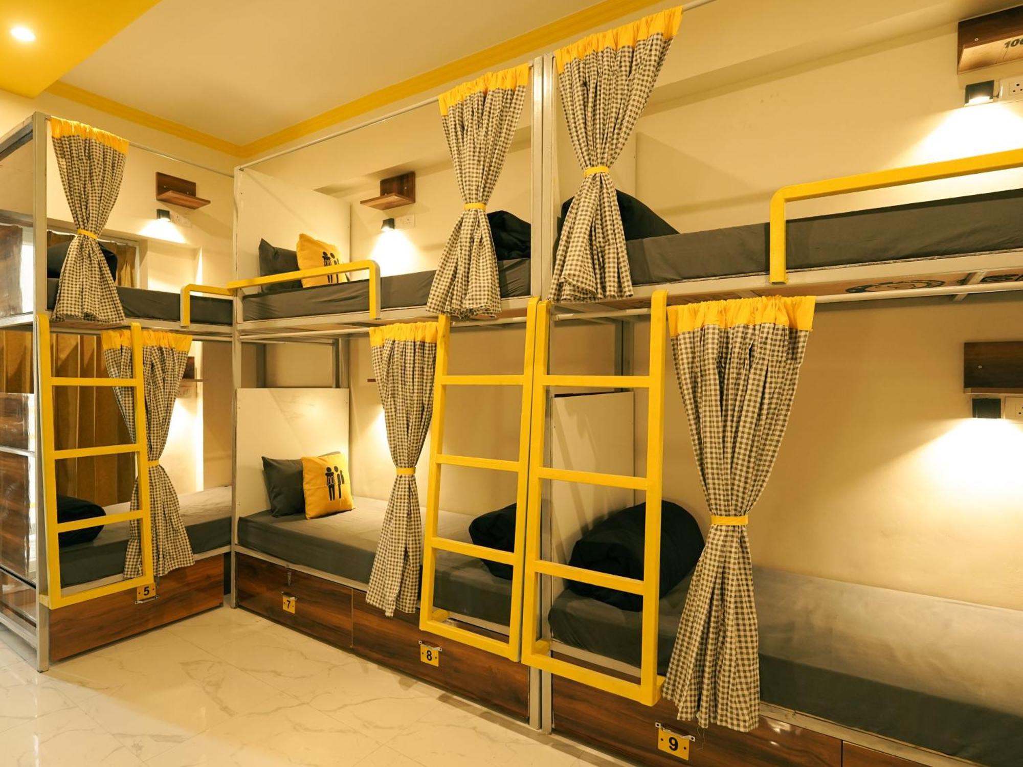 The Hosteller Rishikesh, Upper Tapovan Buitenkant foto